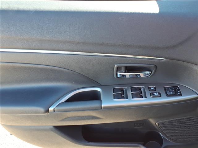 2024 Mitsubishi Outlander Sport SE