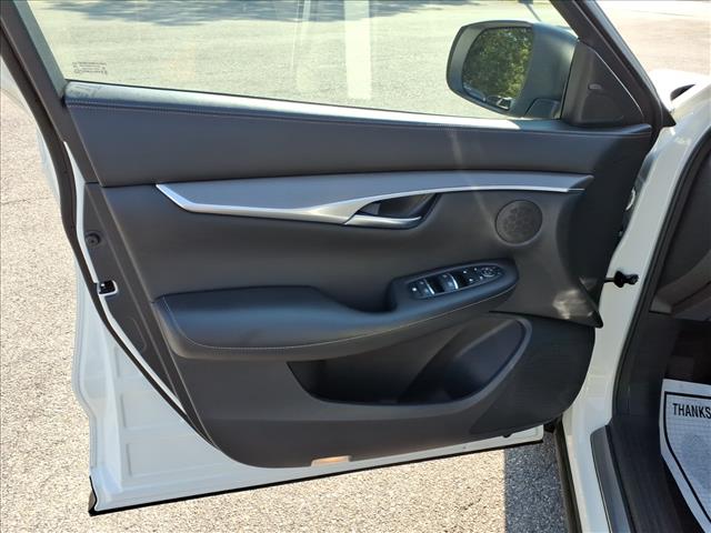 2022 INFINITI QX50 Luxe