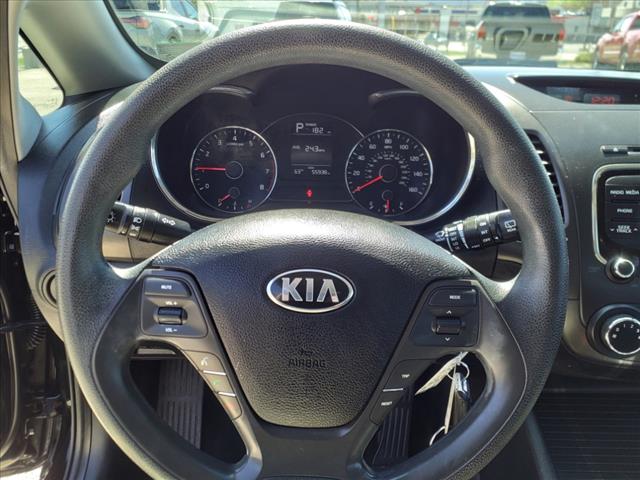 2017 Kia Forte5 LX