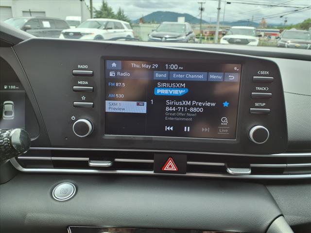 2022 Hyundai ELANTRA SEL