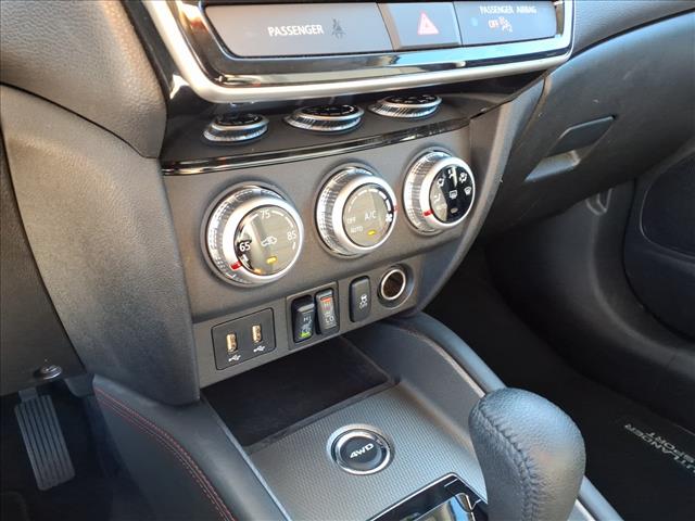 2024 Mitsubishi Outlander Sport SE