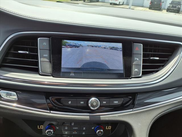 2022 Buick Enclave Essence
