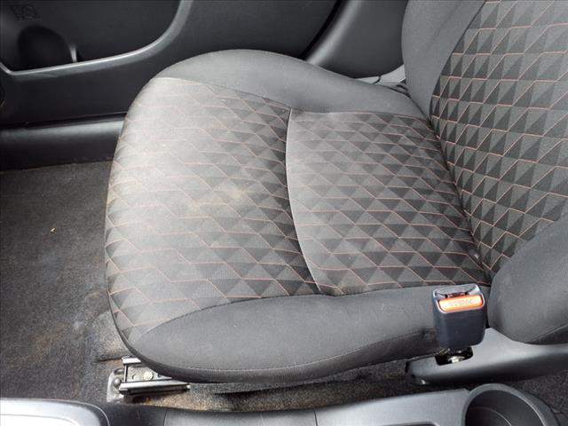 2021 Mitsubishi Mirage ES