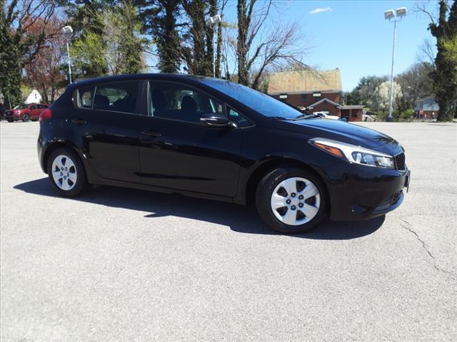 2017 Kia Forte5 LX
