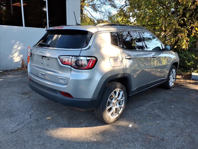 2022 Jeep Compass Latitude Lux