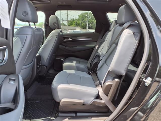 2022 Buick Enclave Essence