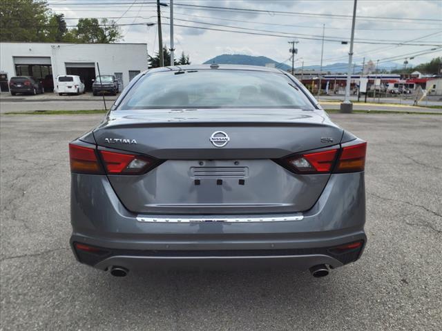 2022 Nissan Altima 2.5 SR