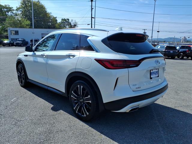 2022 INFINITI QX50 Luxe
