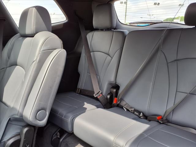 2022 Buick Enclave Essence