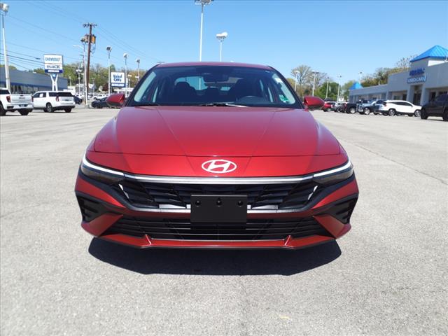 2024 Hyundai ELANTRA SEL