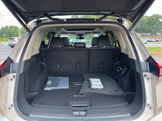 2025 Nissan Rogue Platinum