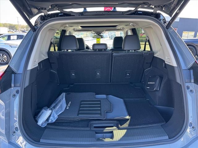 2025 Nissan Rogue Platinum