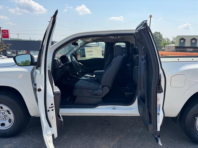 2025 Nissan Frontier S
