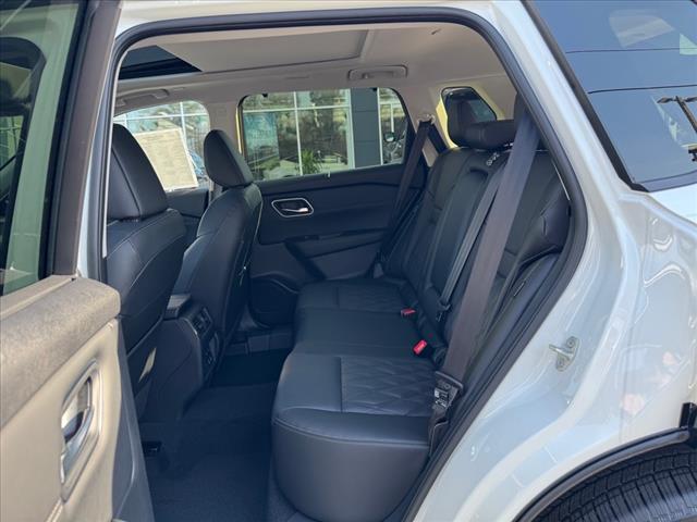 2025 Nissan Rogue Platinum