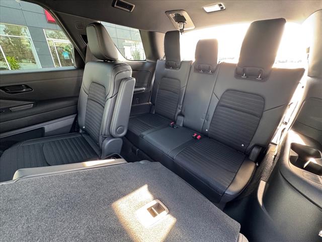 2025 Nissan Pathfinder Rock Creek