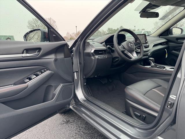2025 Nissan Altima 2.5 SR