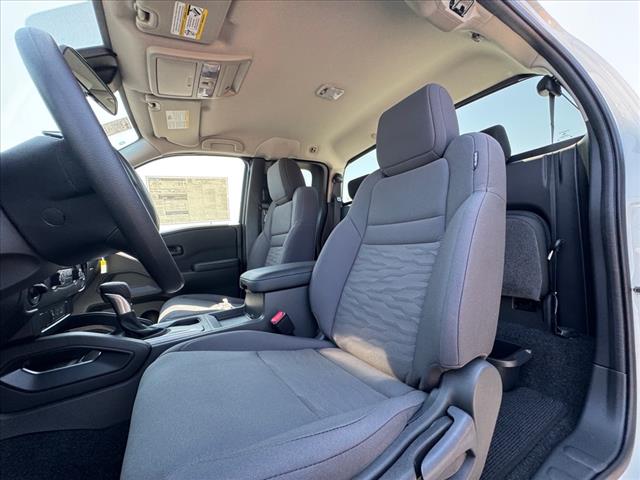2025 Nissan Frontier S