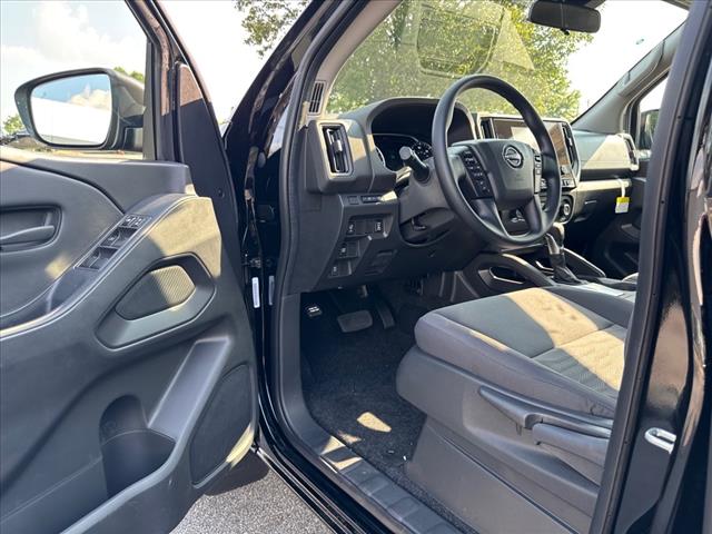 2025 Nissan Frontier S