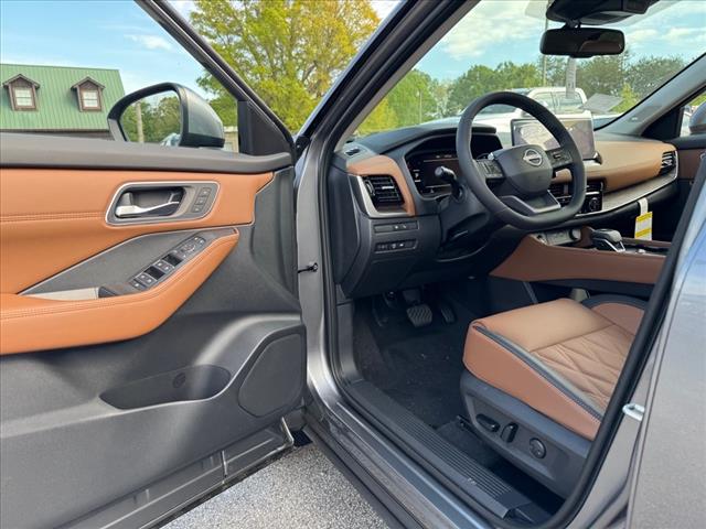 2025 Nissan Rogue Platinum