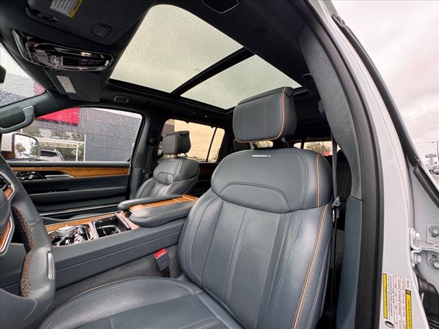 2022 Jeep Grand Wagoneer Series II