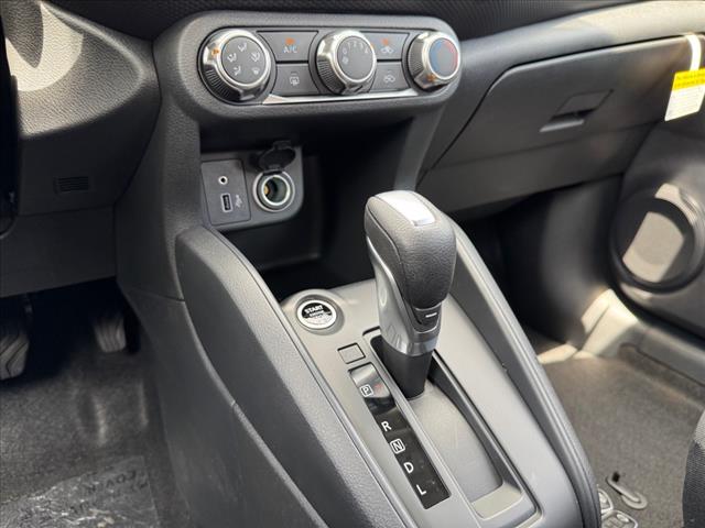 2025 Nissan Kicks Play S