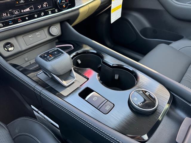 2025 Nissan Rogue Platinum