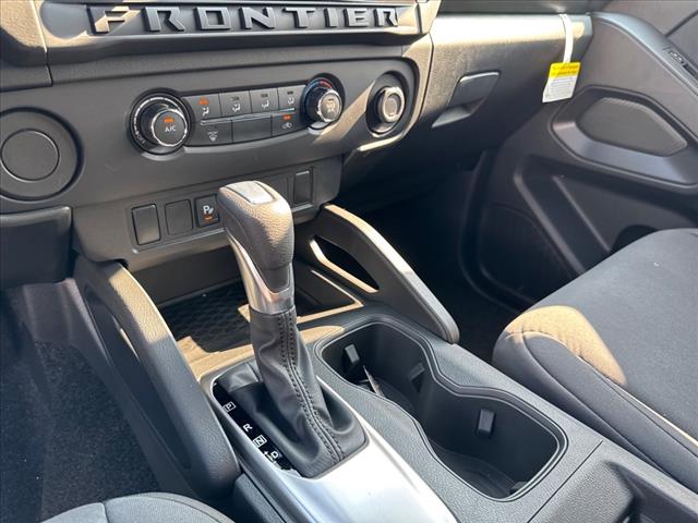 2025 Nissan Frontier S