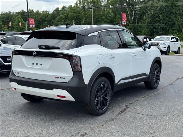 2025 Nissan Kicks SR
