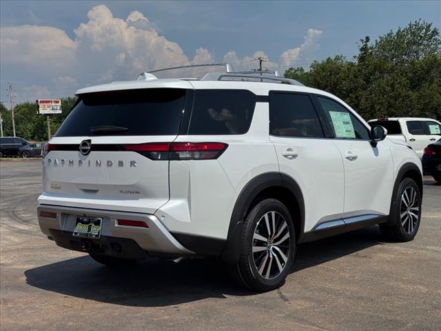 2025 Nissan Pathfinder Platinum