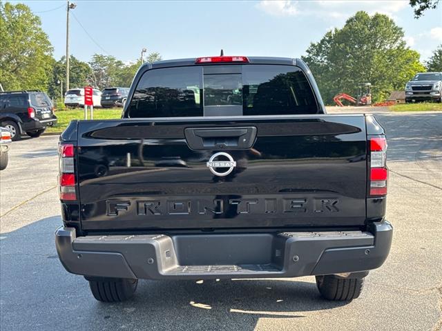 2025 Nissan Frontier S