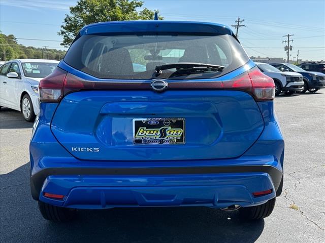 2025 Nissan Kicks Play S