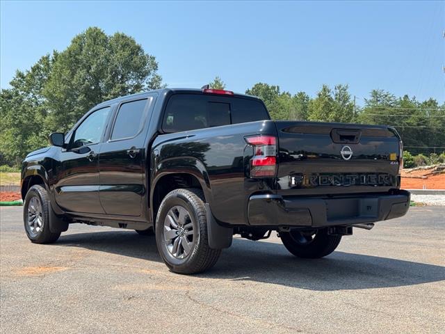 2025 Nissan Frontier SV