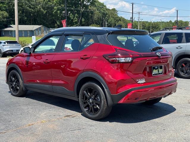 2023 Nissan Kicks SV