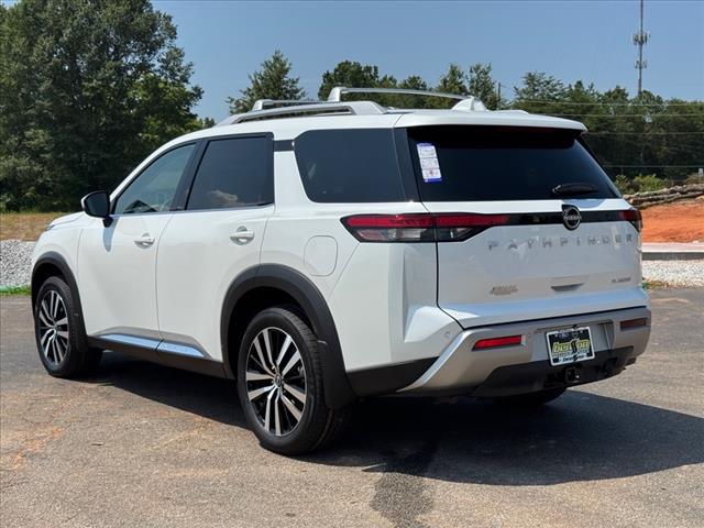 2025 Nissan Pathfinder Platinum