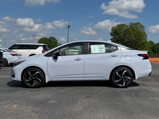 2025 Nissan Versa SR