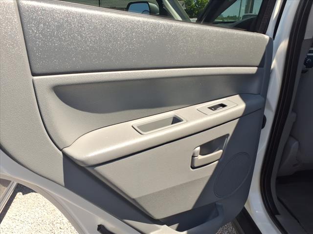 2007 Jeep Grand Cherokee Laredo - Photo 10