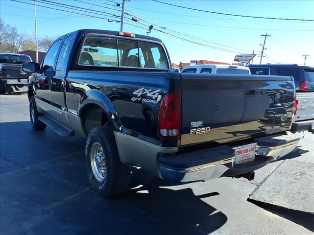 2000 Ford F-250 Super Duty Lariat - Photo 2