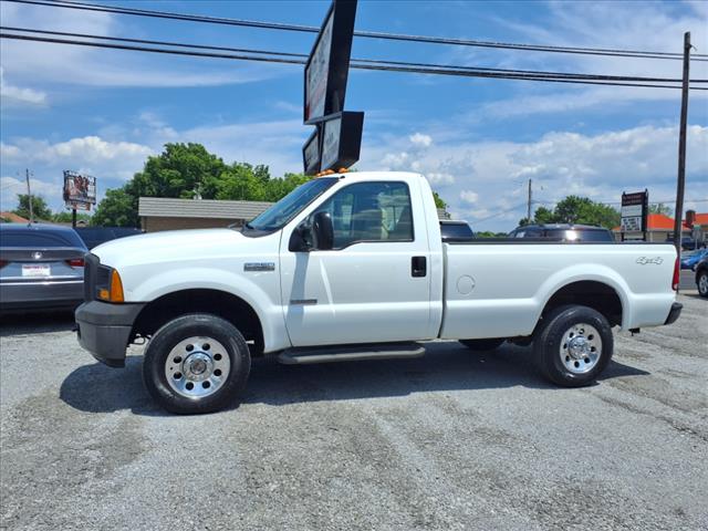 2005 Ford F-250 Super Duty XL - Photo 2