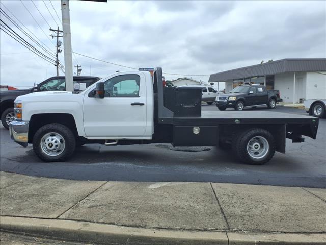 2018 Chevrolet Silverado 3500HD CC Work Truck - Photo 2