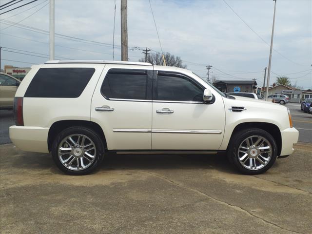 2014 Cadillac Escalade Platinum - Photo 2