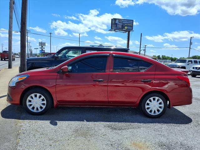 2017 Nissan Versa 1.6 S Plus - Photo 2