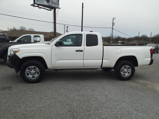 2023 Toyota Tacoma SR - Photo 2