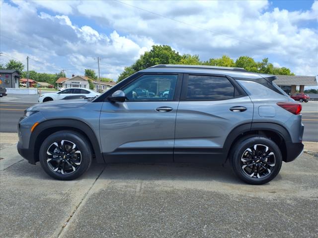 2021 Chevrolet Trailblazer LT - Photo 2