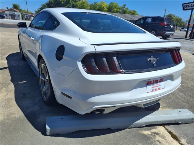 2016 Ford Mustang V6 - Photo 3