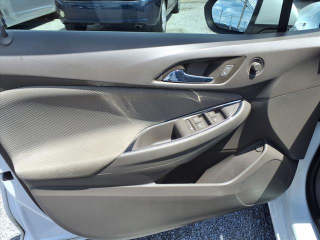2017 Chevrolet Cruze LS Auto - Photo 4
