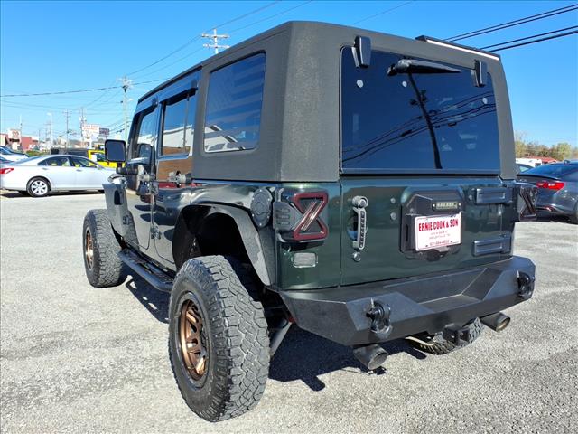 2010 Jeep Wrangler Unlimited Sahara - Photo 4