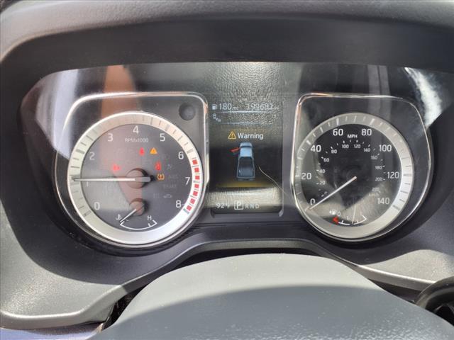 2017 Nissan Titan XD SV - Photo 4