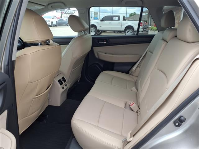 2016 Subaru Outback 3.6R Limited - Photo 4