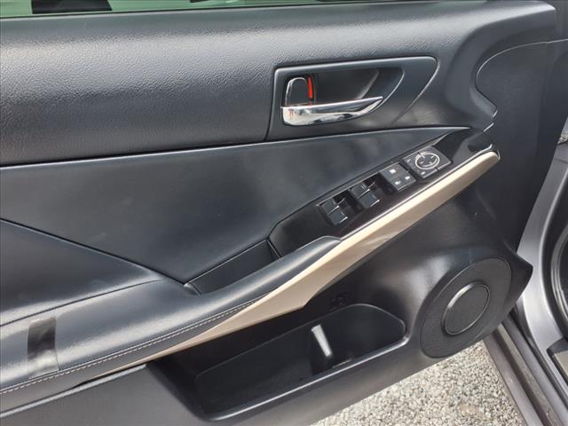 2015 Lexus IS 250 Base - Photo 4