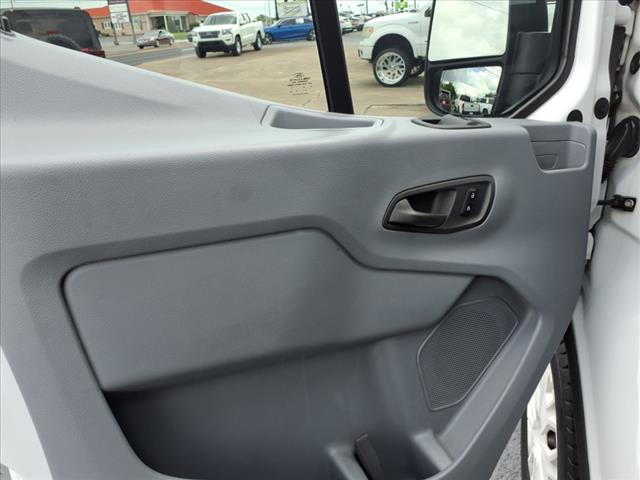 2017 Ford Transit 150 XLT - Photo 6